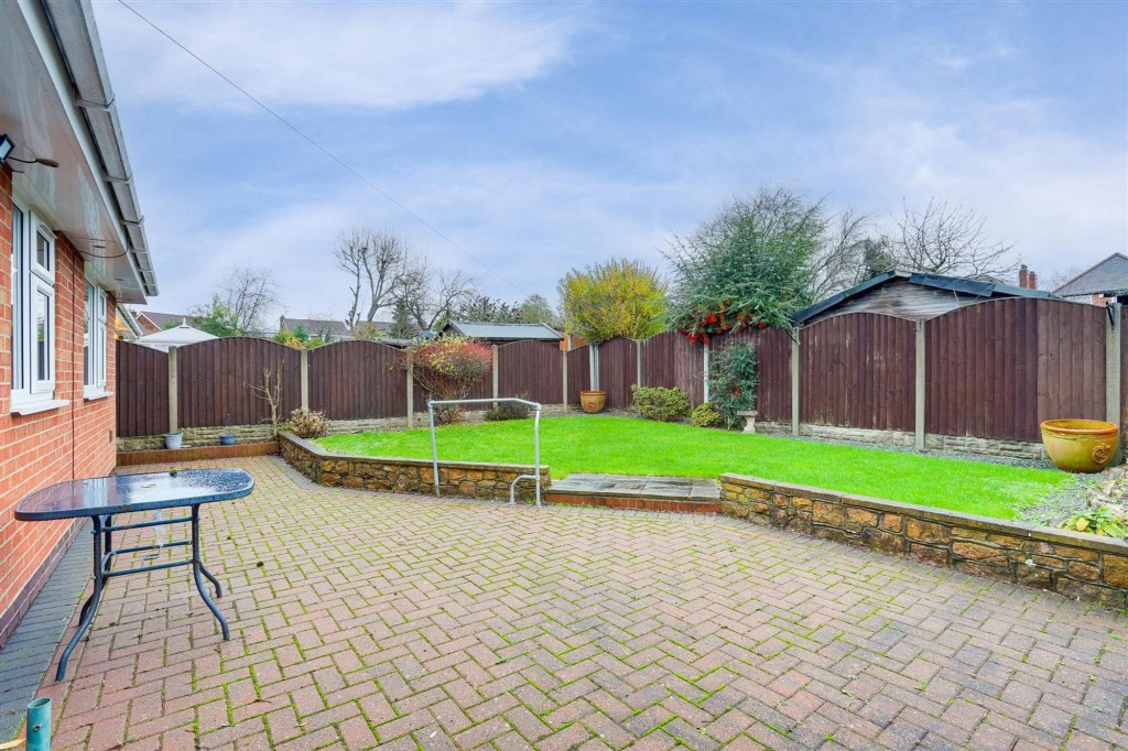 Rothbury Avenue, Trowell, NG9