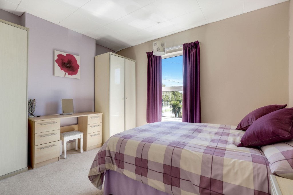 Ton Lane, Lowdham, NG14