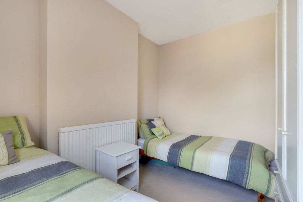 Ton Lane, Lowdham, NG14