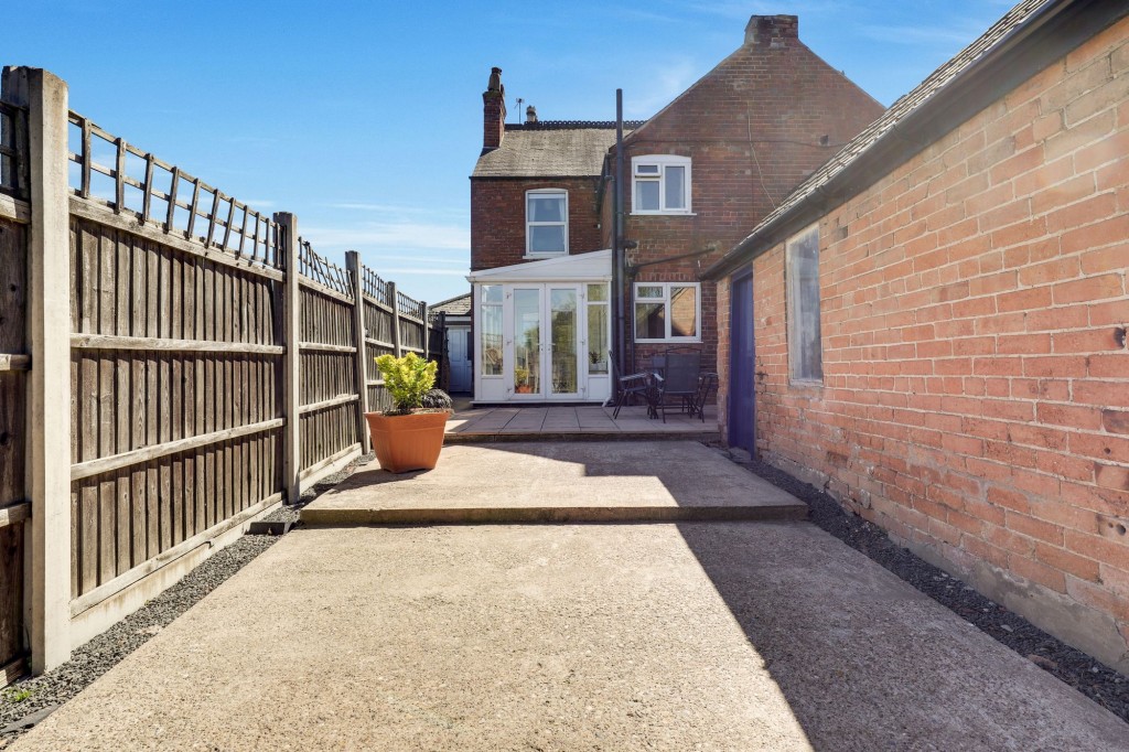 Ton Lane, Lowdham, NG14