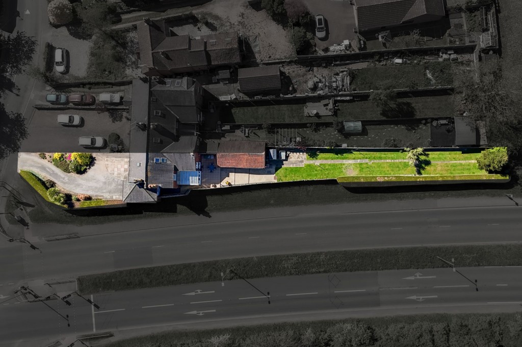 Ton Lane, Lowdham, NG14