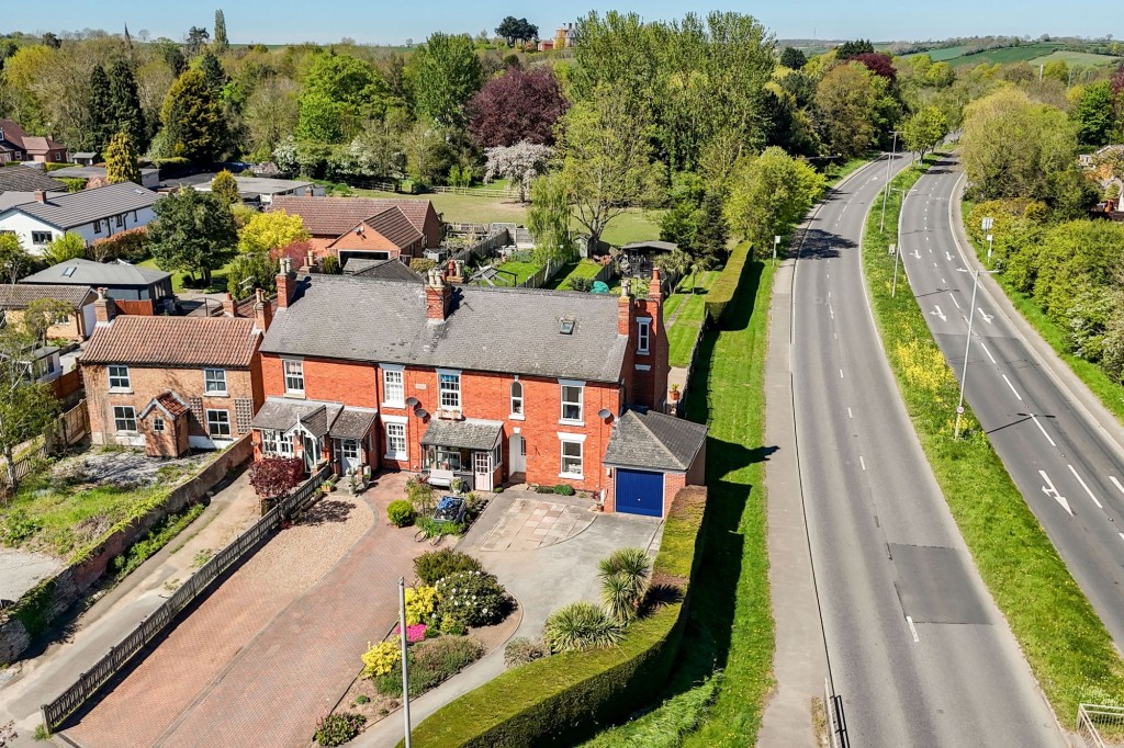 Ton Lane, Lowdham, NG14