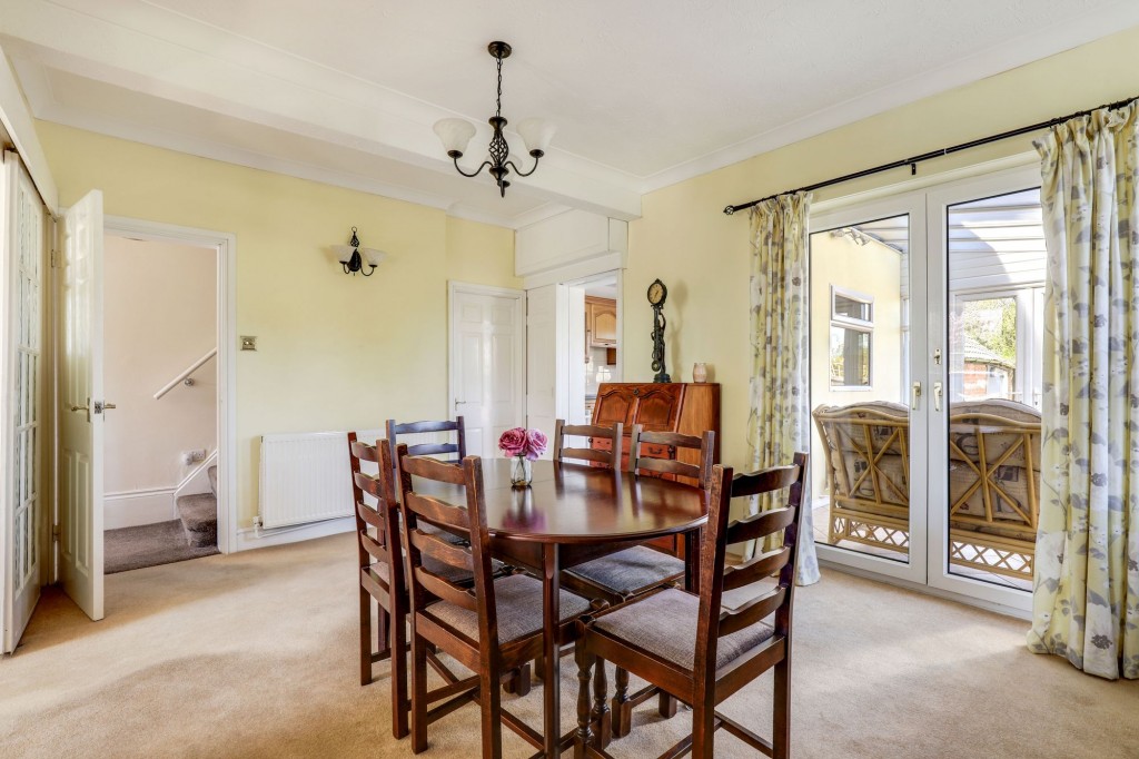 Ton Lane, Lowdham, NG14