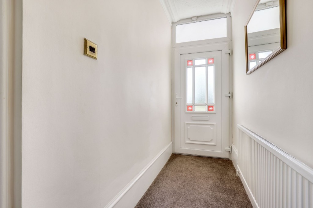Ton Lane, Lowdham, NG14