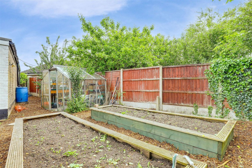 Cherrywood Gardens, Nottingham, NG3