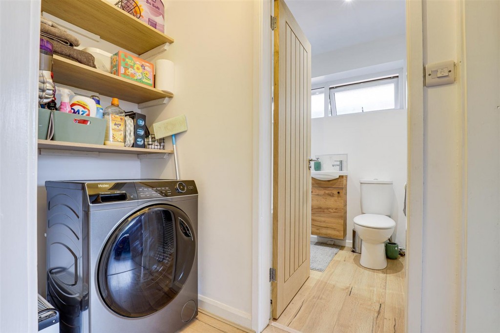 Cherrywood Gardens, Nottingham, NG3