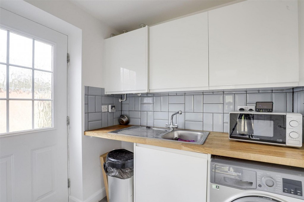 Peregrine Road, Hucknall, NG15