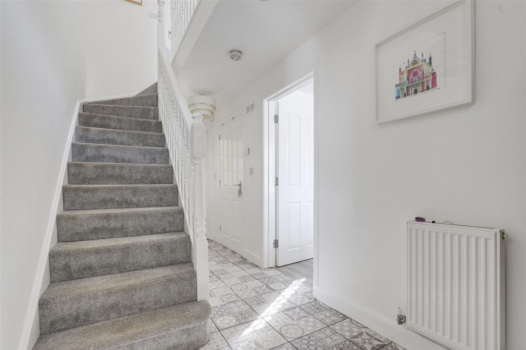 Peregrine Road, Hucknall, NG15