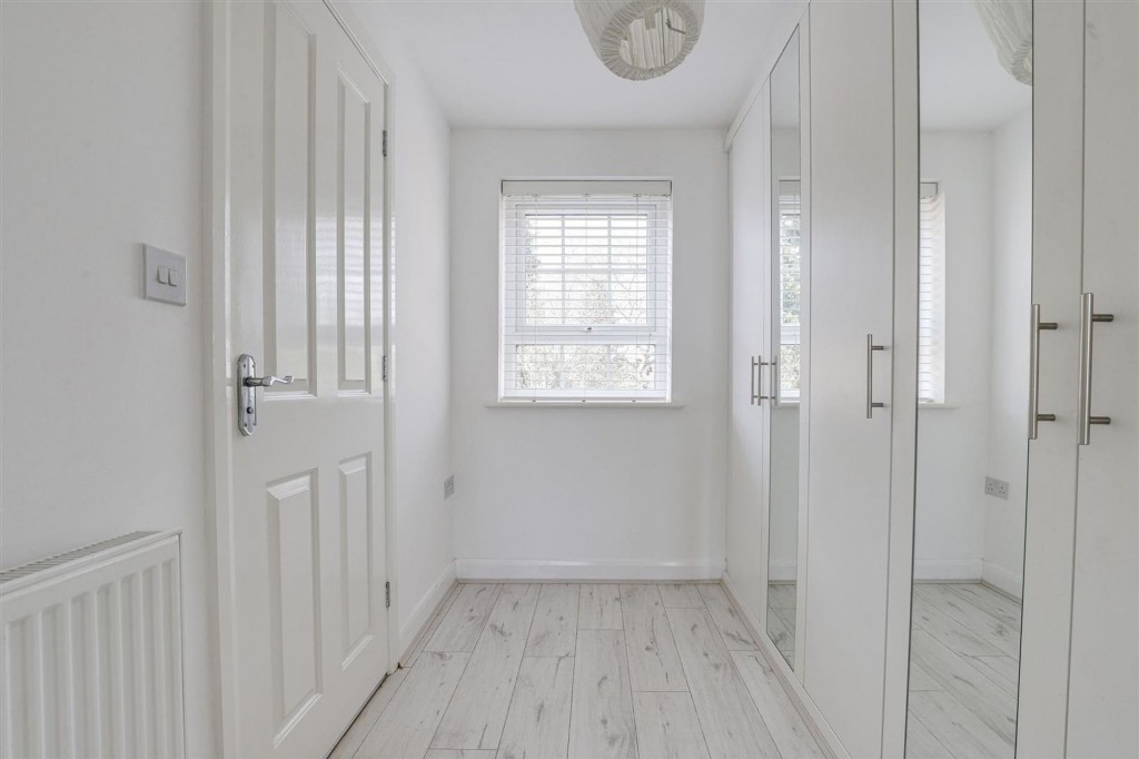 Peregrine Road, Hucknall, NG15