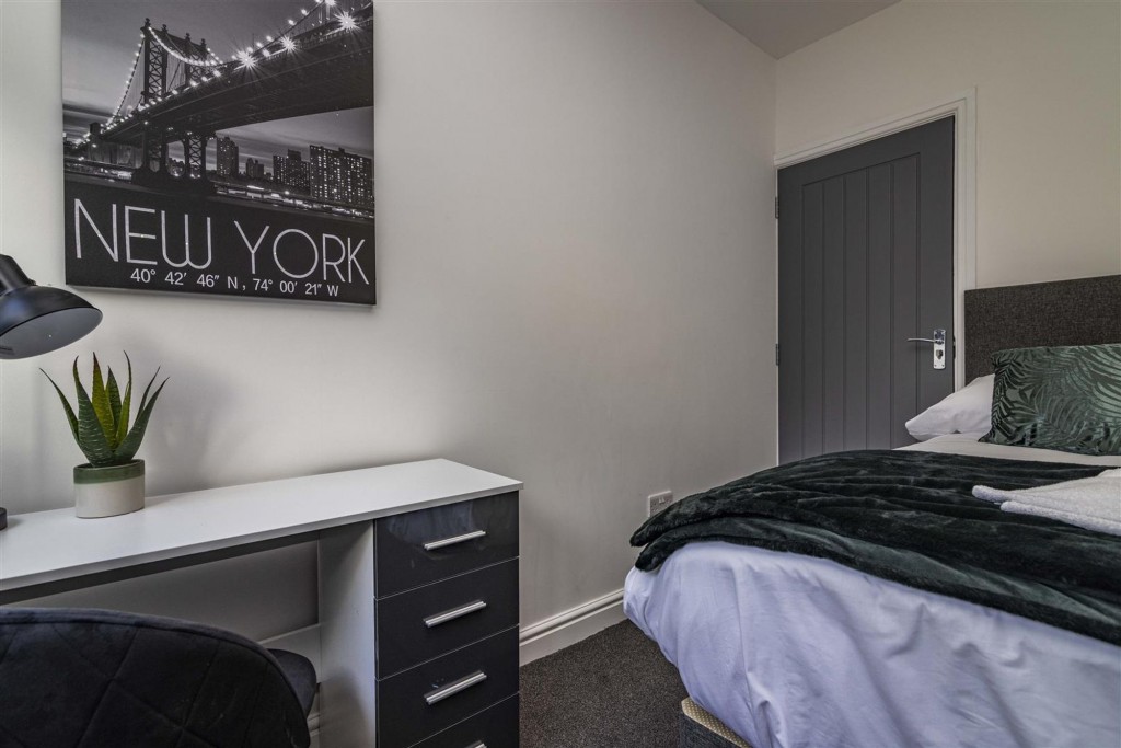 Wellington Street, Long Eaton, NG10