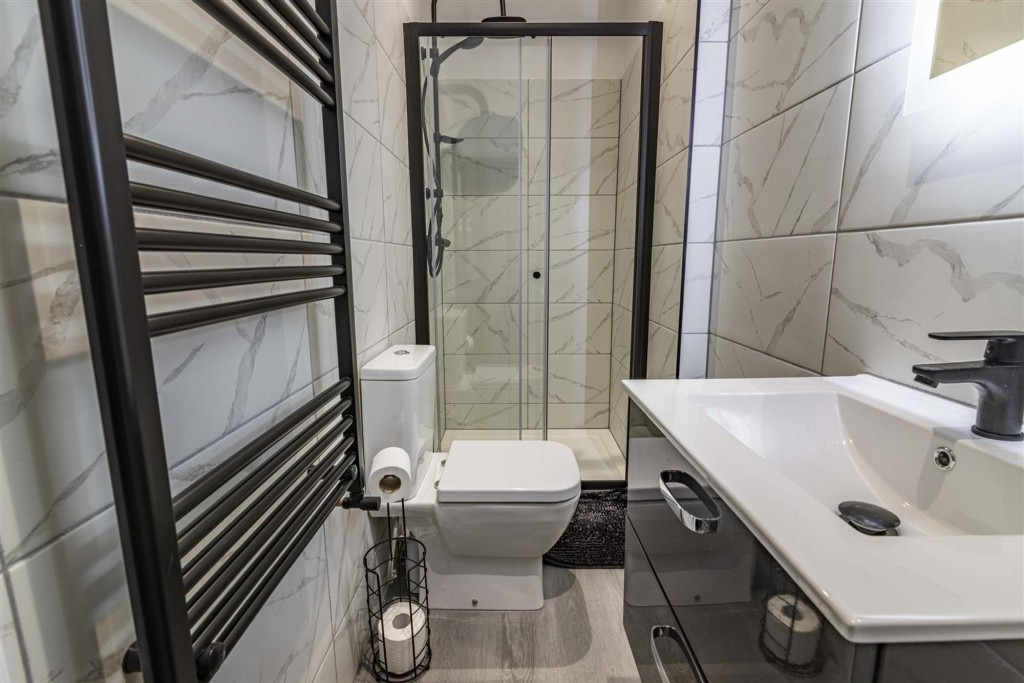 Wellington Street, Long Eaton, NG10