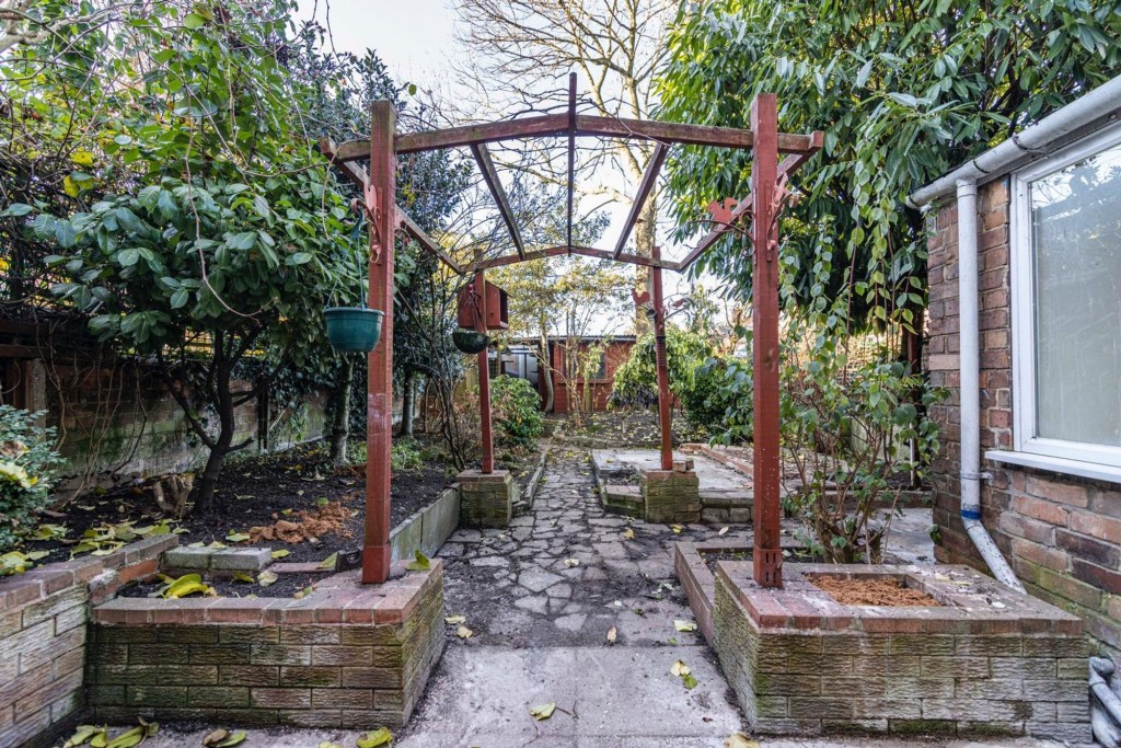 Wellington Street, Long Eaton, NG10