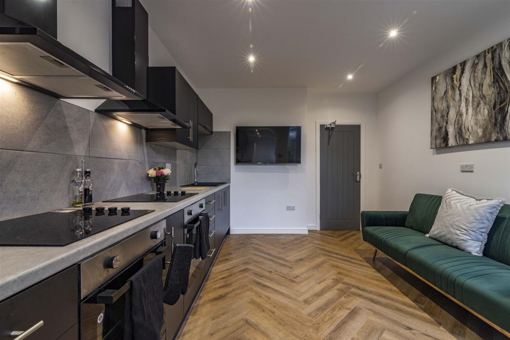 Wellington Street, Long Eaton, NG10