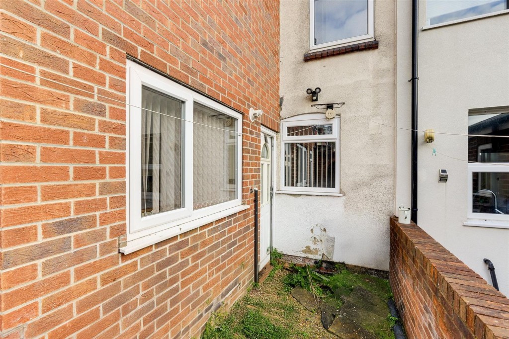 Queen Street, Hucknall, NG15