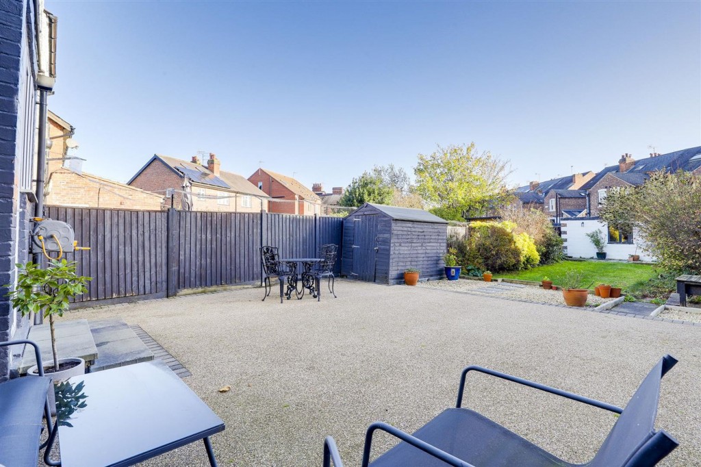 Loughborough Road, West Bridgford, NG2