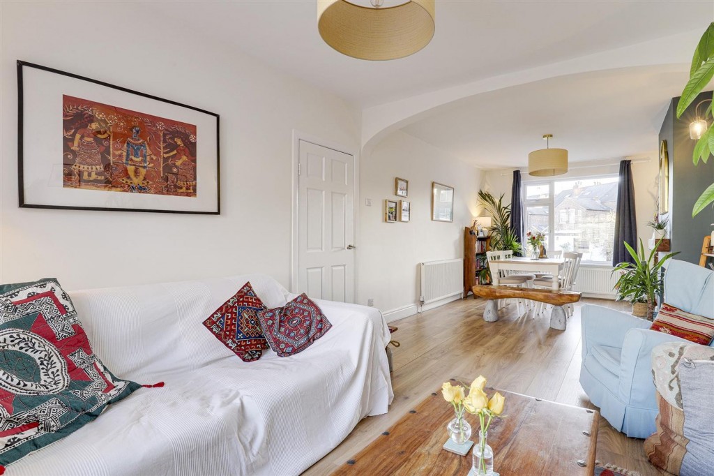 Loughborough Road, West Bridgford, NG2