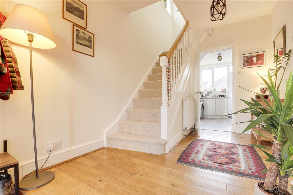 Loughborough Road, West Bridgford, NG2