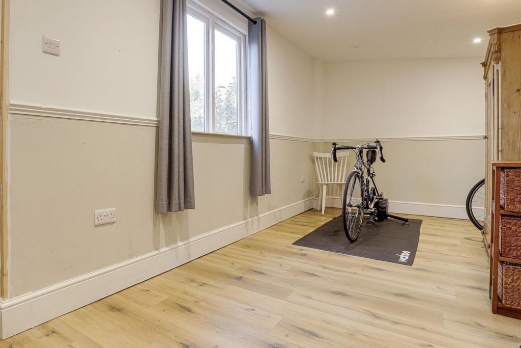 Loughborough Road, West Bridgford, NG2