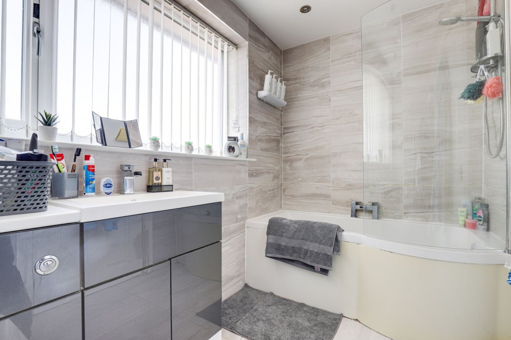 Dunvegan Drive, Nottingham, NG5