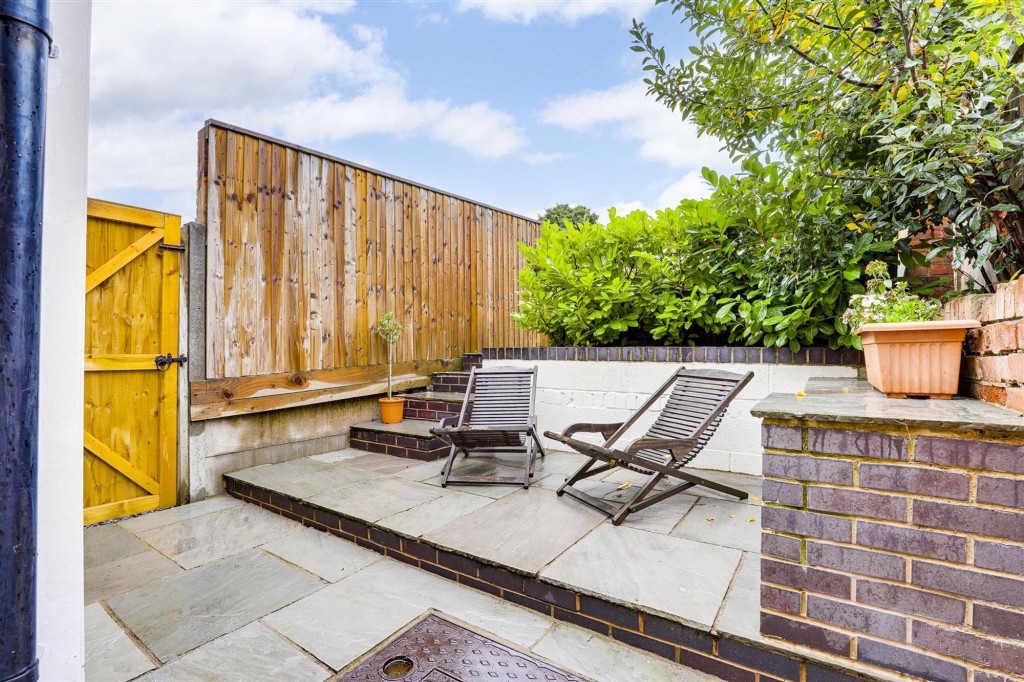 Shaw Street, Ruddington, NG11