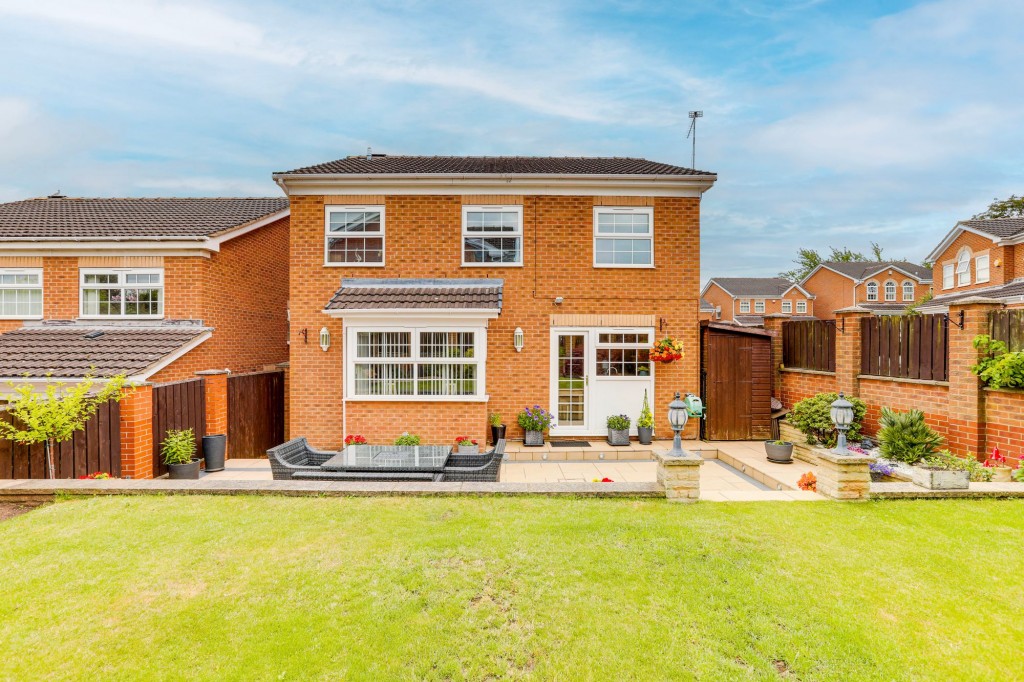Larch Close, Arnold, NG5
