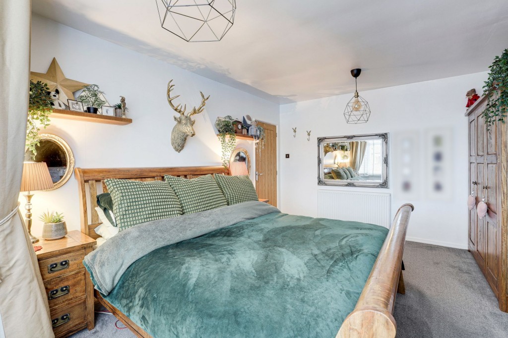 Burnside Drive, Bramcote, NG9