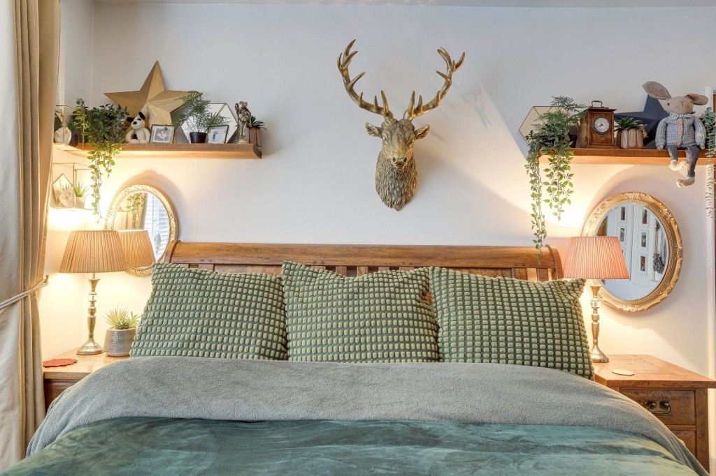 Burnside Drive, Bramcote, NG9