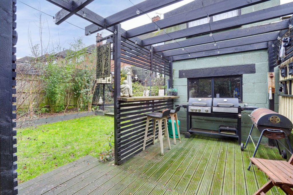 Burnside Drive, Bramcote, NG9