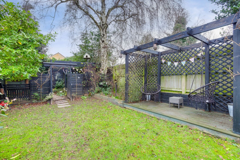 Burnside Drive, Bramcote, NG9