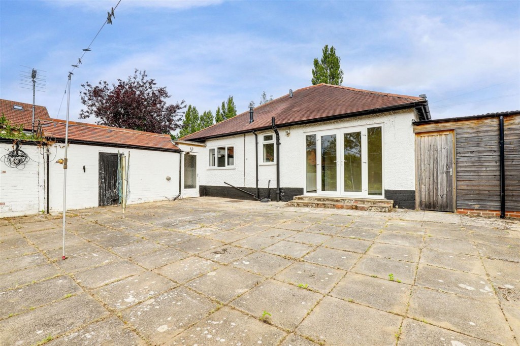 Radcliffe Road, West Bridgford, NG2