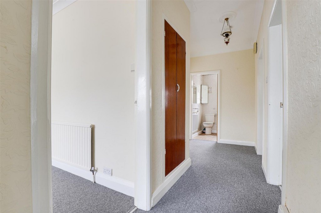 Radcliffe Road, West Bridgford, NG2