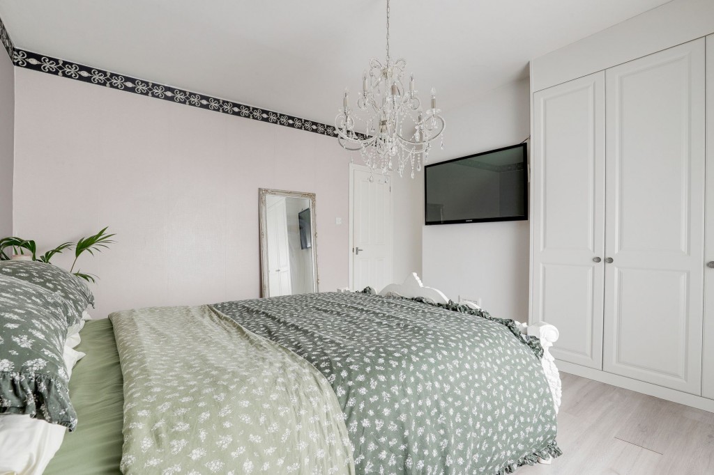 Vale Road, Colwick, NG4