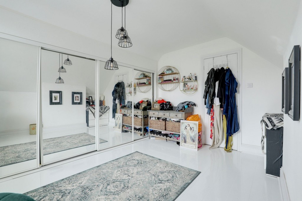 Vale Road, Colwick, NG4