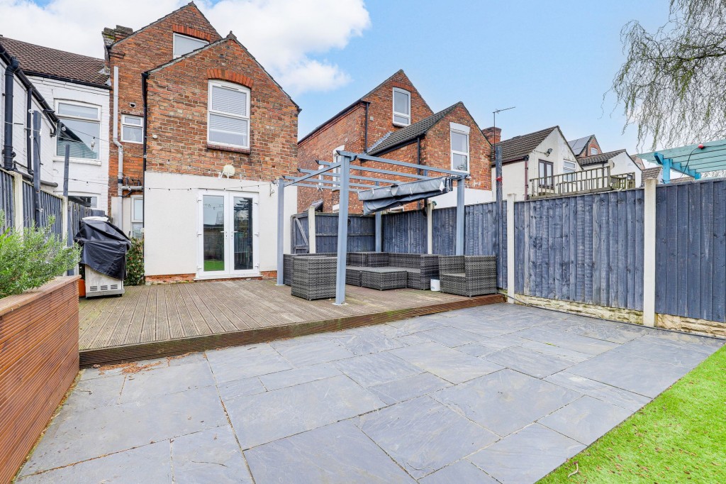 Vale Road, Colwick, NG4