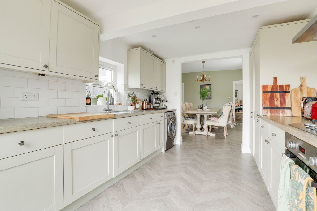 Vale Road, Colwick, NG4