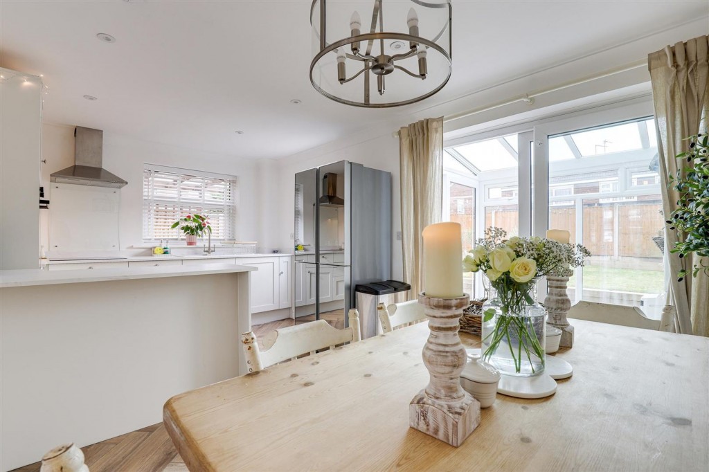 Davidson Close, Arnold, NG5