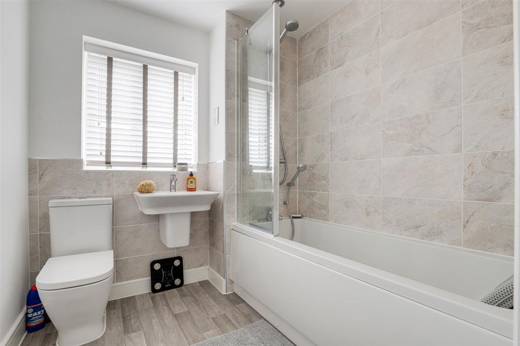 Geraldine Way, Castle Donington, DE74