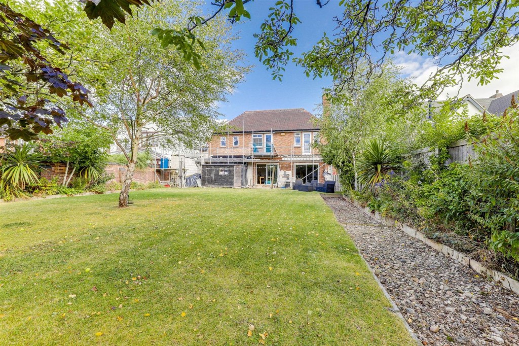 Derby Road, Long Eaton, NG10