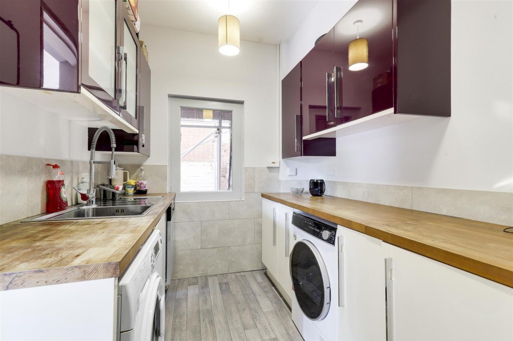 Derby Road, Long Eaton, NG10