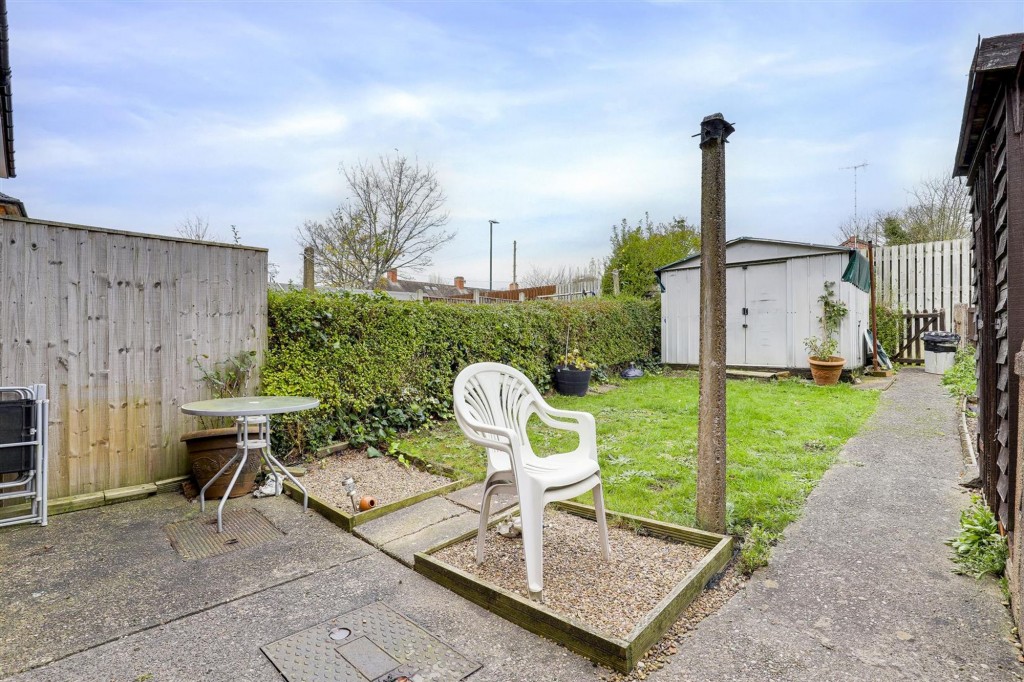 Heathfield Road, Nottingham, NG5