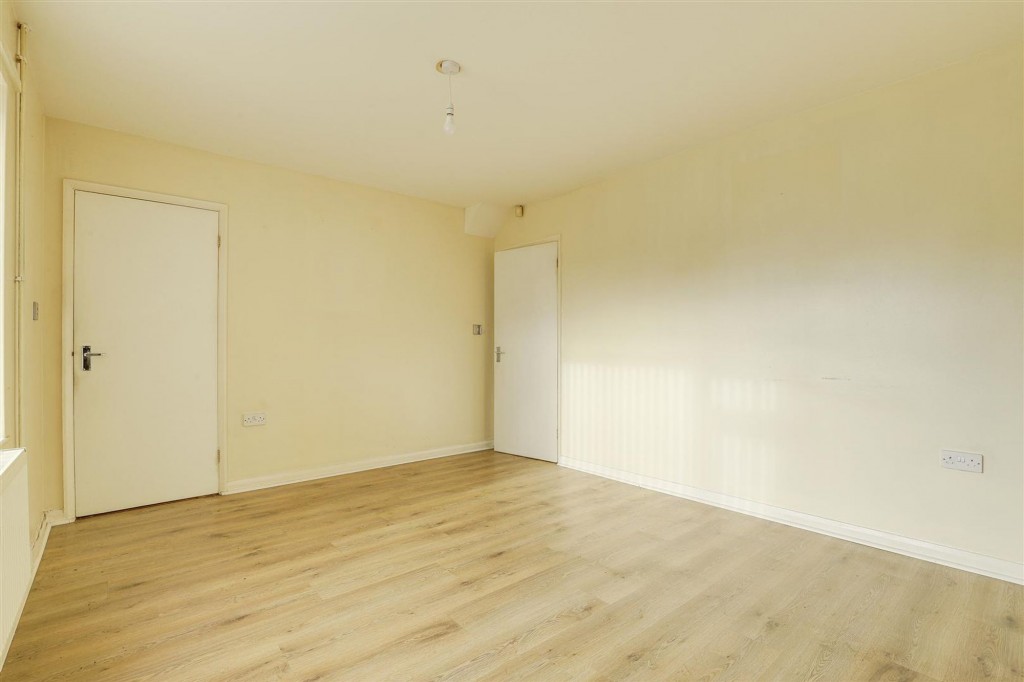 Heathfield Road, Nottingham, NG5