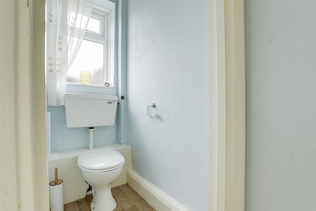 Heathfield Road, Nottingham, NG5