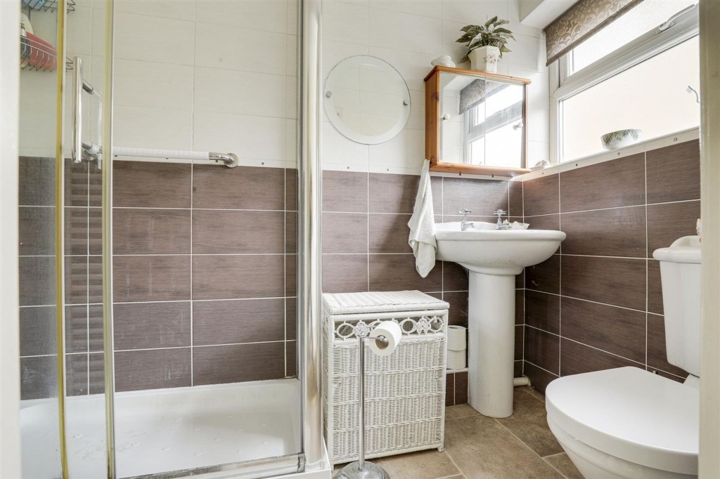 Appledorne Way, Arnold, NG5