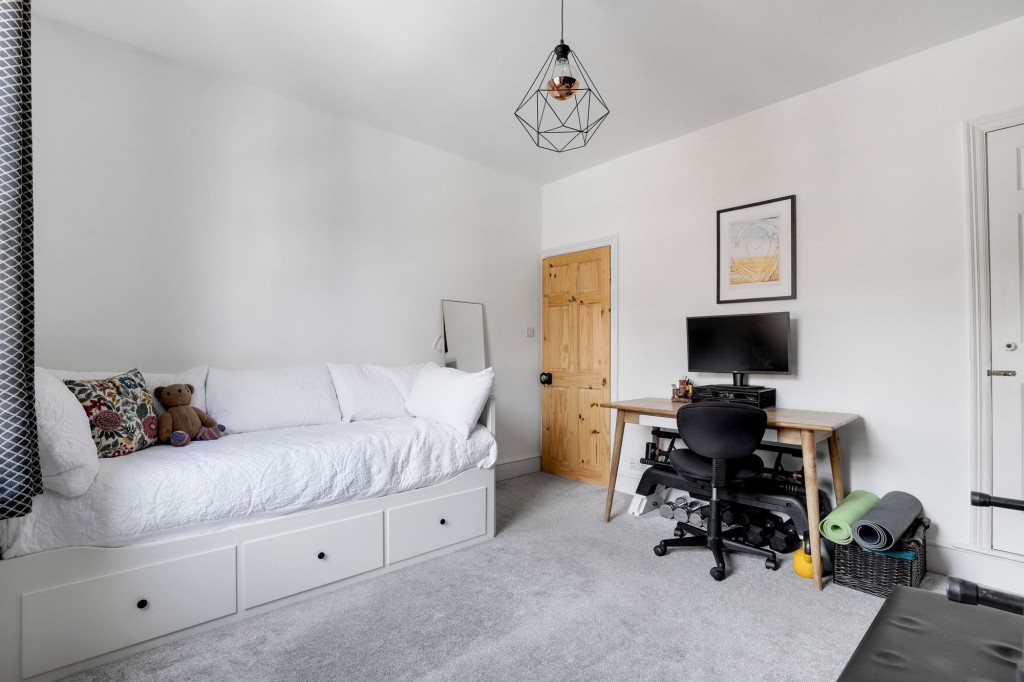 Doncaster Terrace, Nottingham, NG2