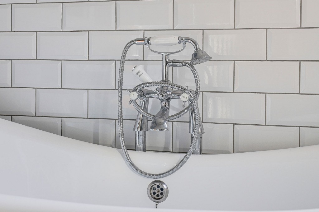 Tollerton Lane, Tollerton, NG12