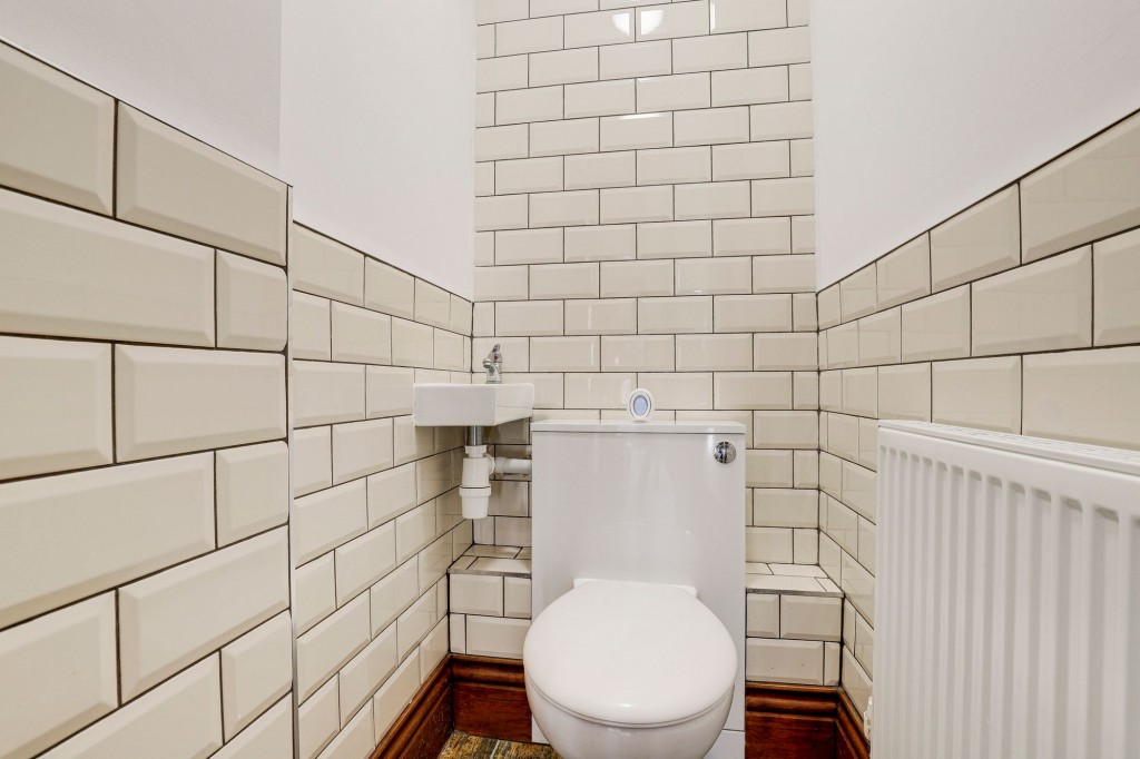 Tollerton Lane, Tollerton, NG12