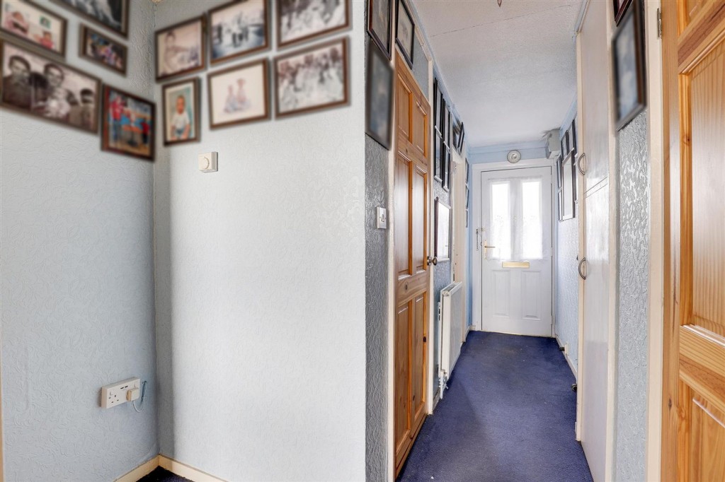 Abercarn Close, Nottingham, NG6