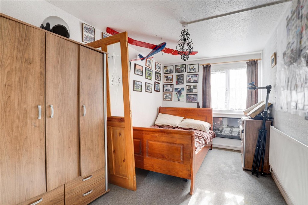 Abercarn Close, Nottingham, NG6