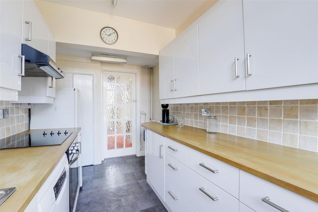 Nuthall Road, Nottingham, NG8