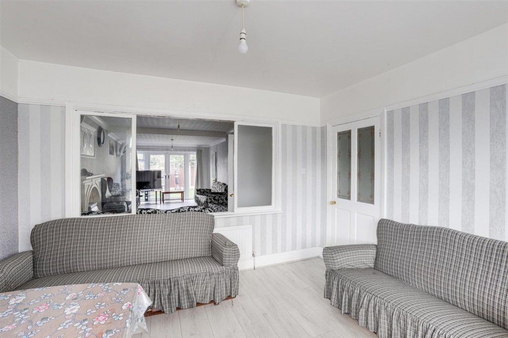 Dovedale Road, Nottingham, NG3